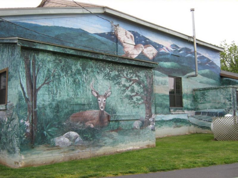 Luray VA Mural on the Hawksbill Greenway